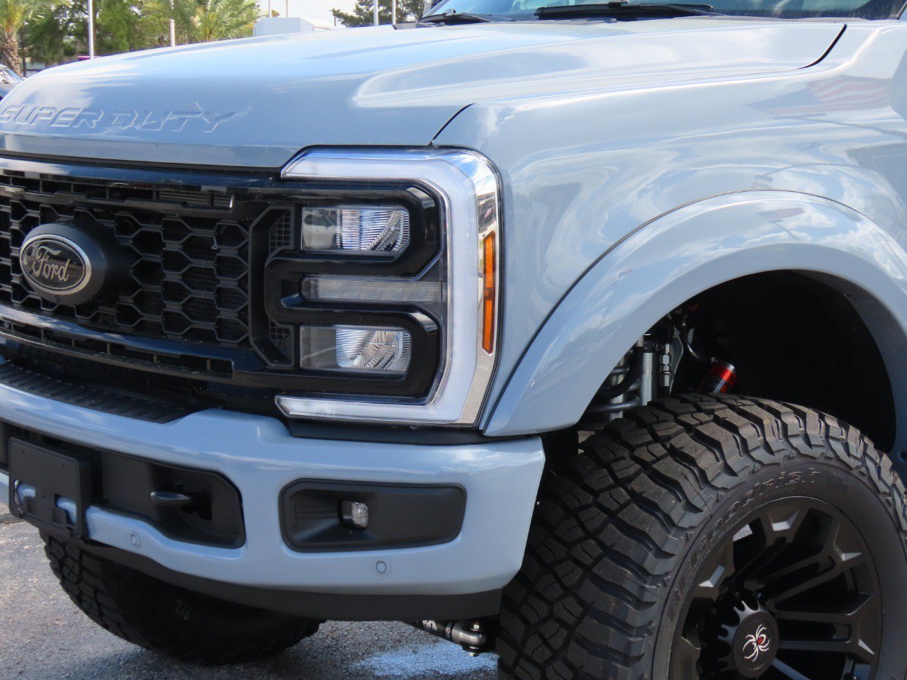 New 2026 Ford F250 Lariat w/ Black Appearance Package image 3