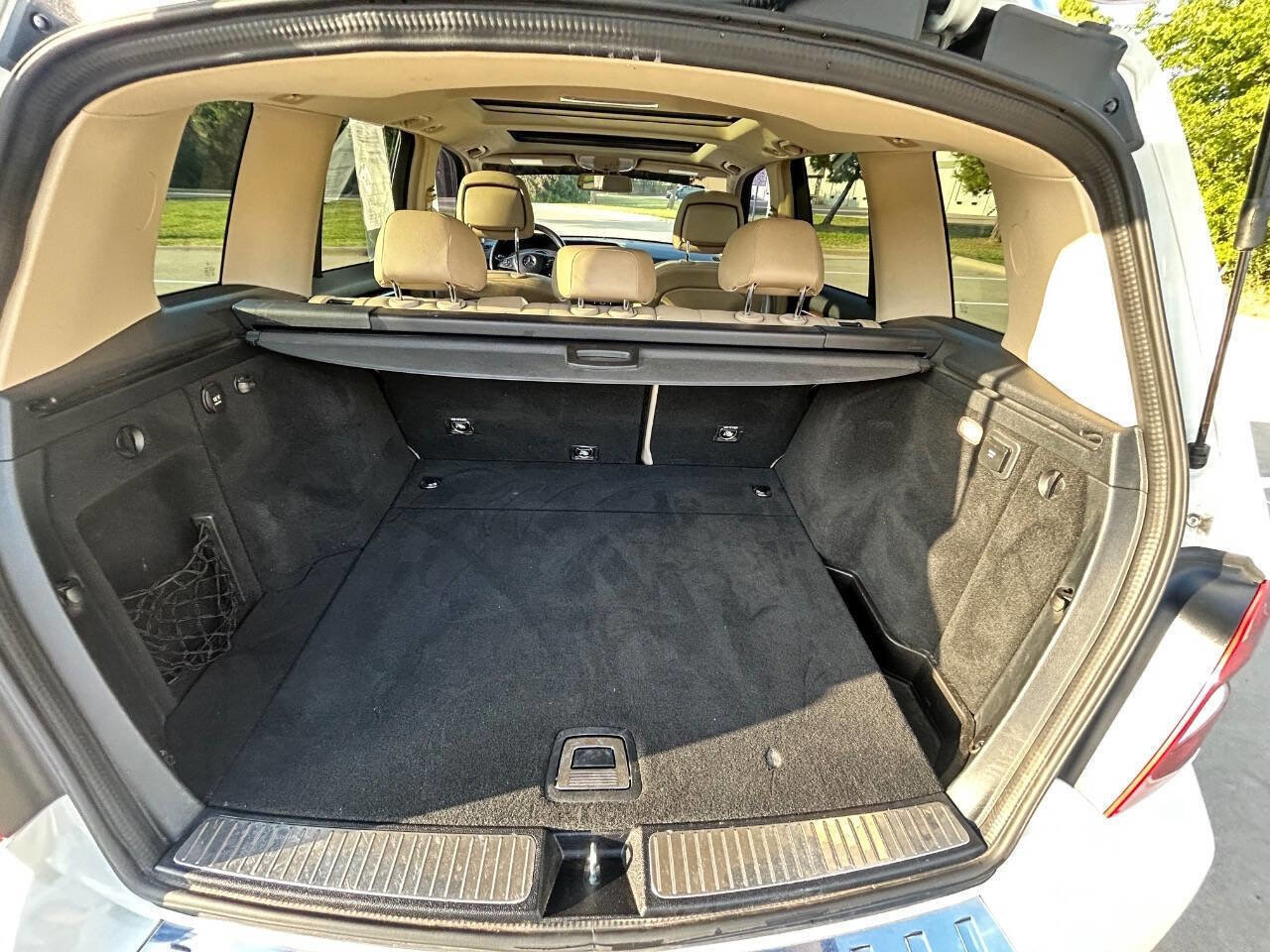 Used 2011 Mercedes-Benz GLK 350 4MATIC image 11