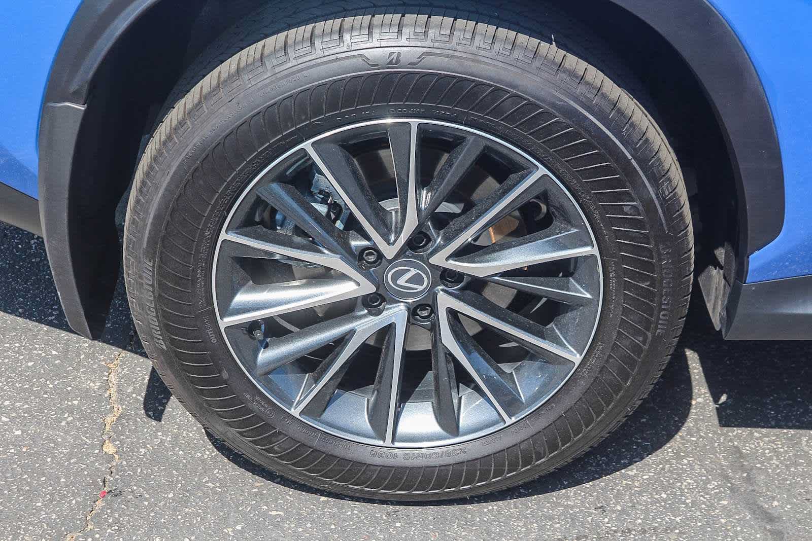 Used 2025 Lexus NX 250 FWD image 8