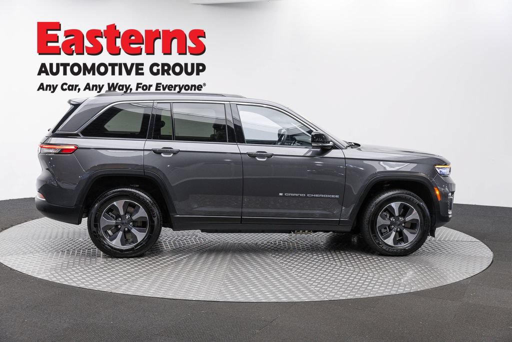 Used 2024 Jeep Grand Cherokee Limited 4xe AWD/4WD image 4