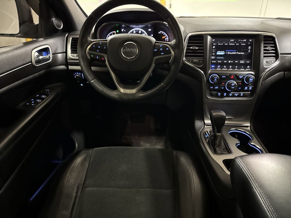 Used 2018 Jeep Grand Cherokee Altitude image 11