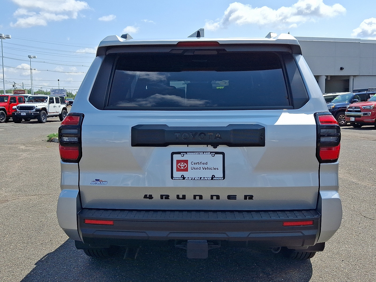Certified 2025 Toyota 4Runner SR5 AWD/4WD image 6
