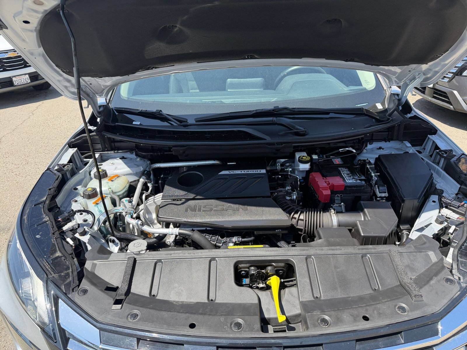 Used 2025 Nissan Rogue SV FWD image 34