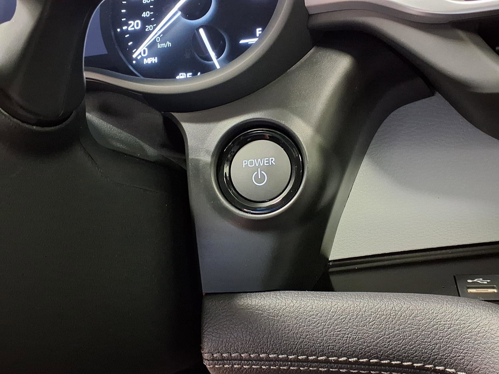 New 2026 Toyota Sienna XLE image 16