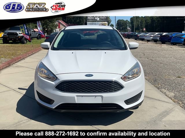 Used 2018 Ford Focus SE image 2