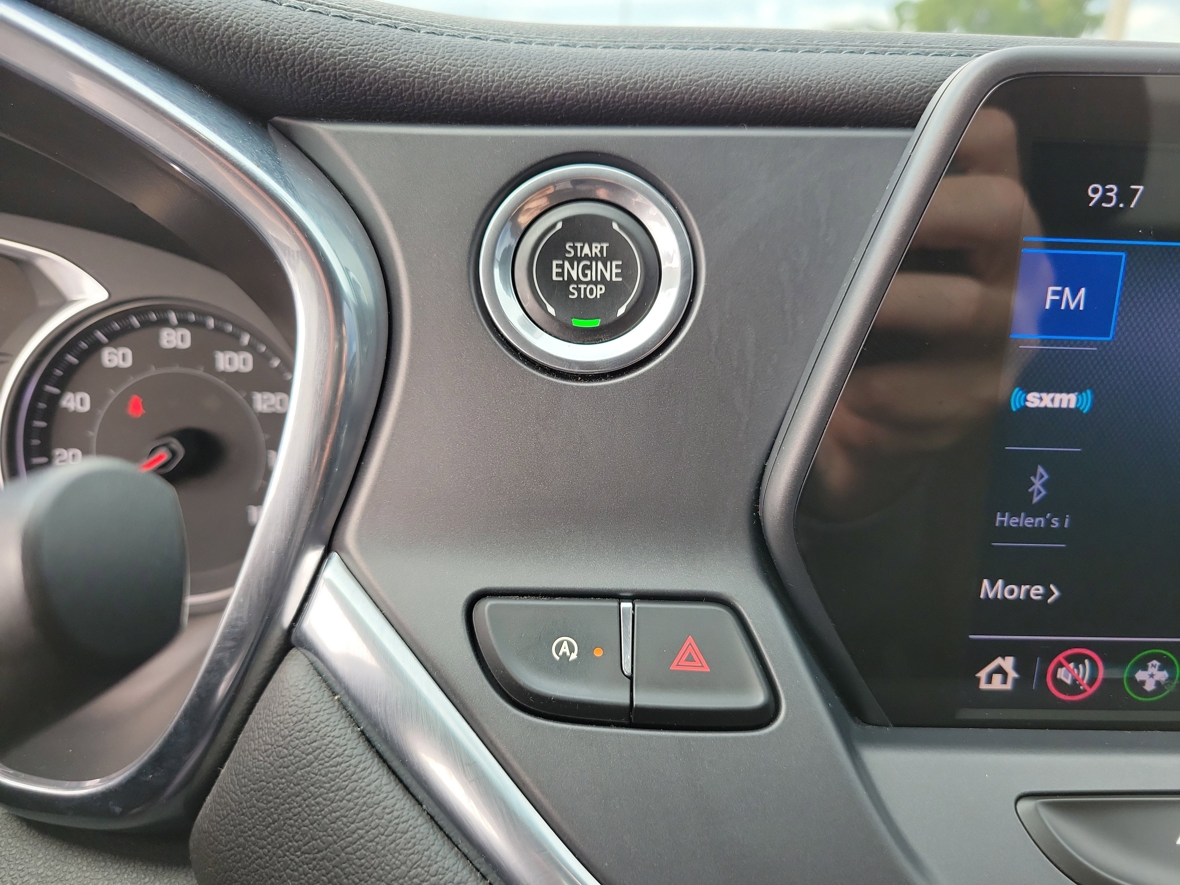 Used 2020 Chevrolet Blazer LT image 29