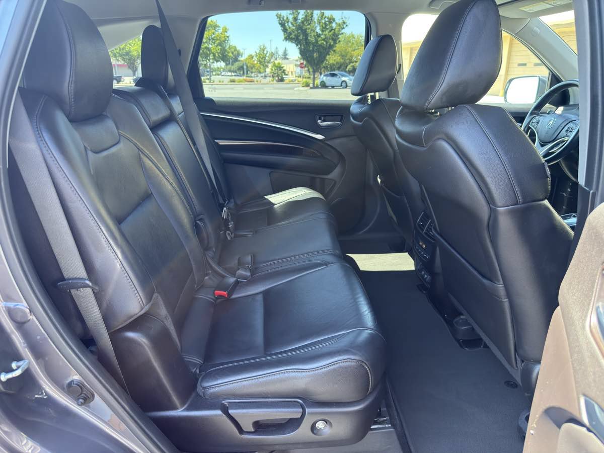 Used 2018 Acura MDX FWD image 21