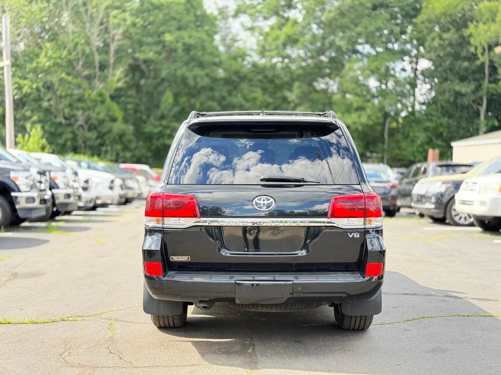 Used 2016 Toyota Land Cruiser w/ Four Season Floor Mat Package AWD/4WD image 6