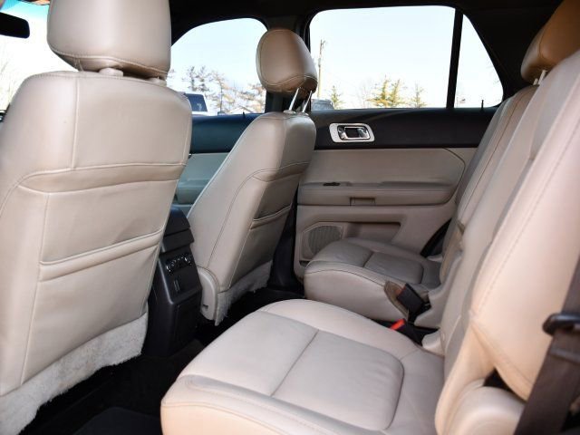 Used 2015 Ford Explorer XLT w/ Equipment Group 202B image 15