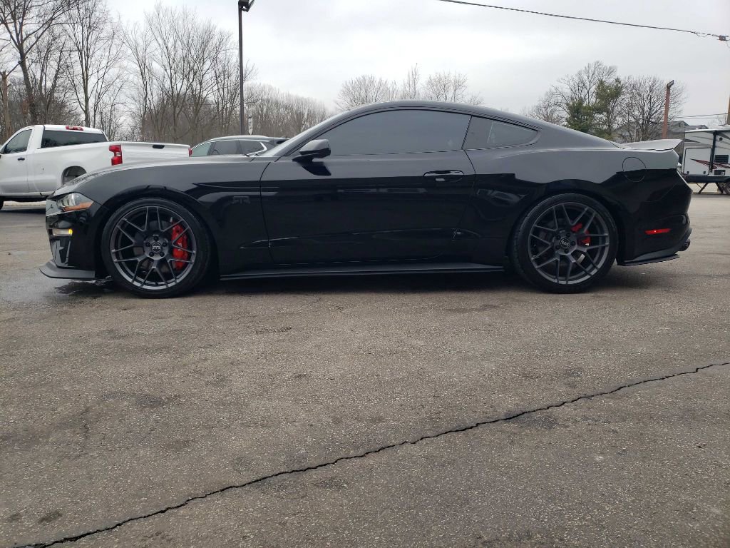 Used 2019 Ford Mustang GT image 4