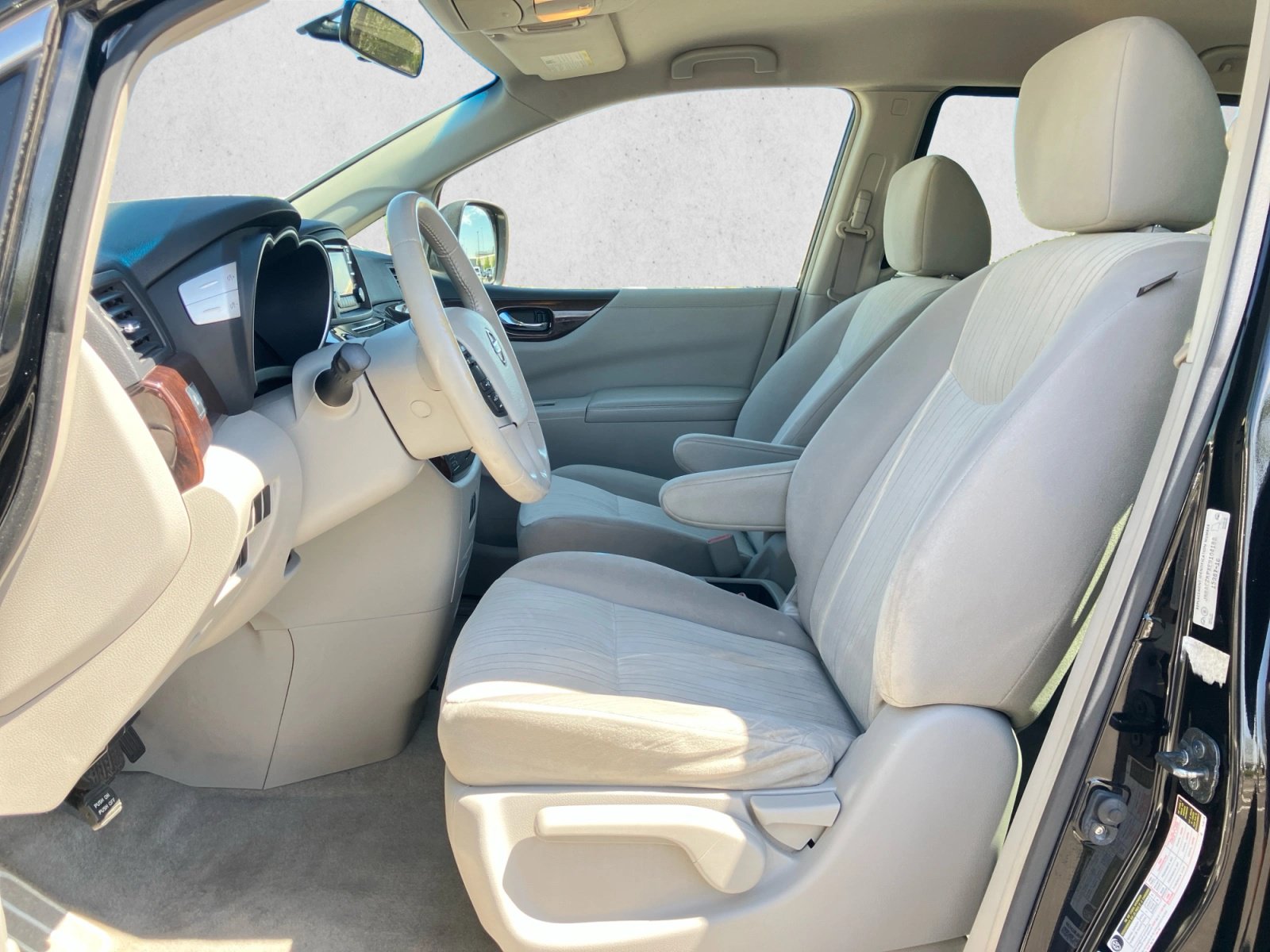 Used 2014 Nissan Quest SV FWD image 11
