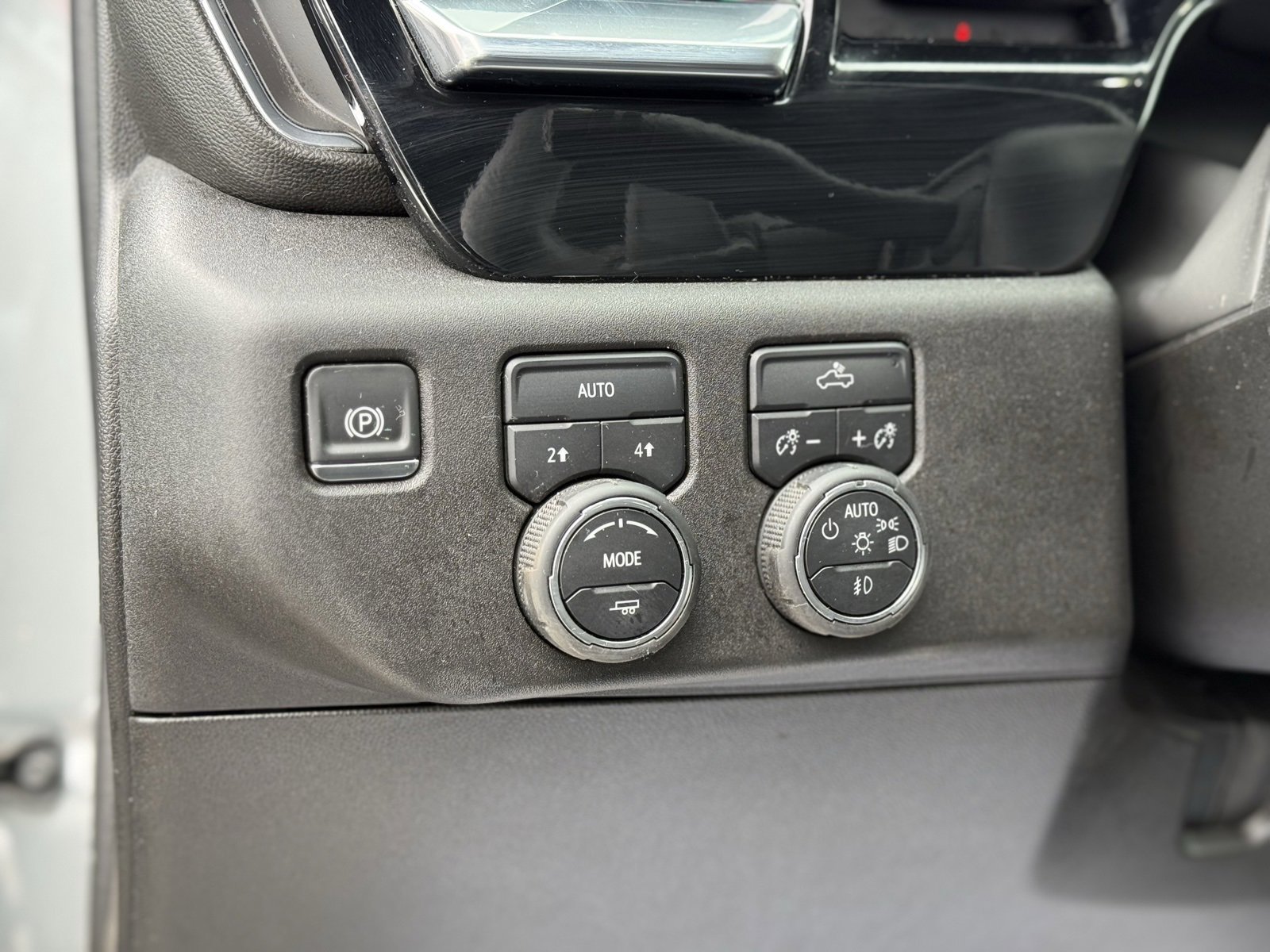 New 2026 Chevrolet Silverado 1500 RST image 25