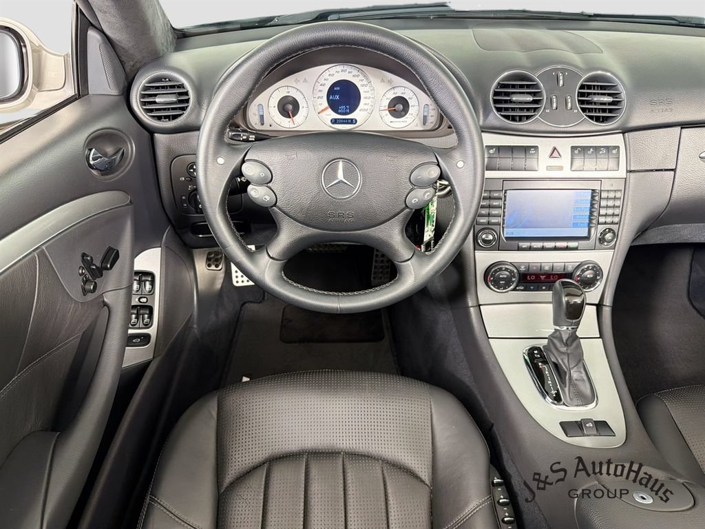 Used 2005 Mercedes-Benz CLK 55 AMG Cabriolet image 28