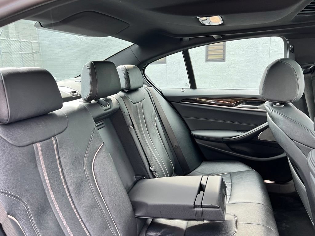 Used 2022 BMW 530e xDrive w/ Premium Package AWD/4WD image 69