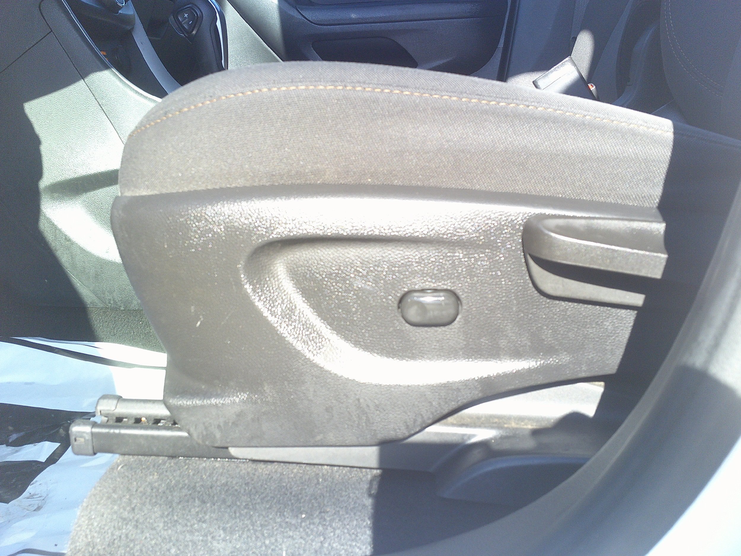 Used 2020 Chevrolet Trax LT FWD image 15