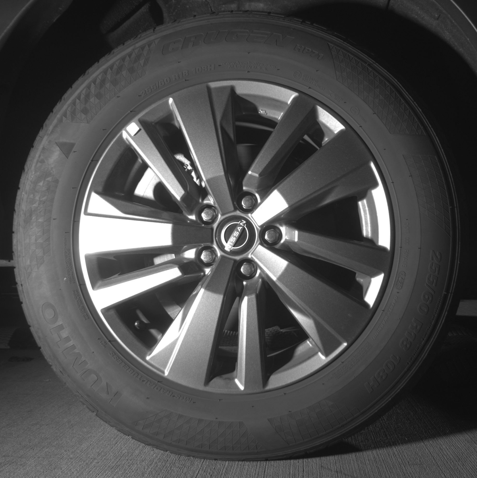 Used 2025 Nissan Pathfinder SV image 15