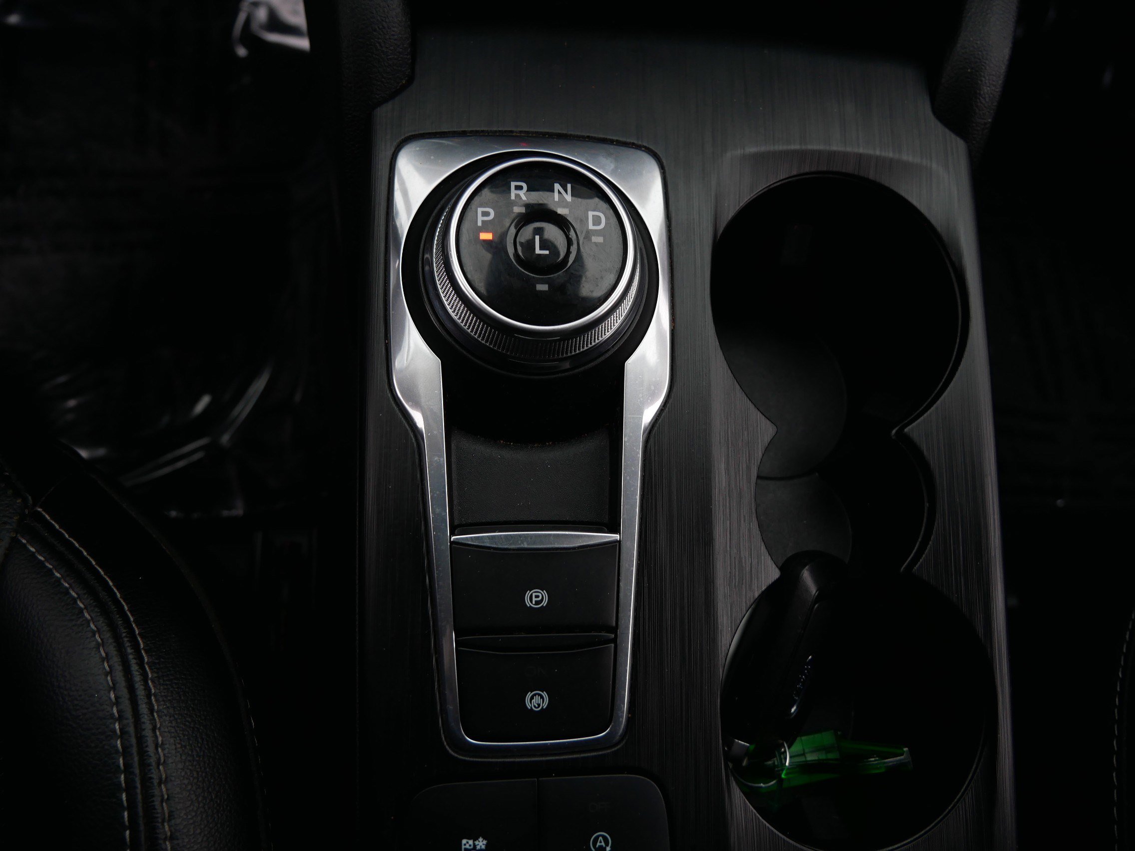 Certified 2022 Ford Escape SEL image 24