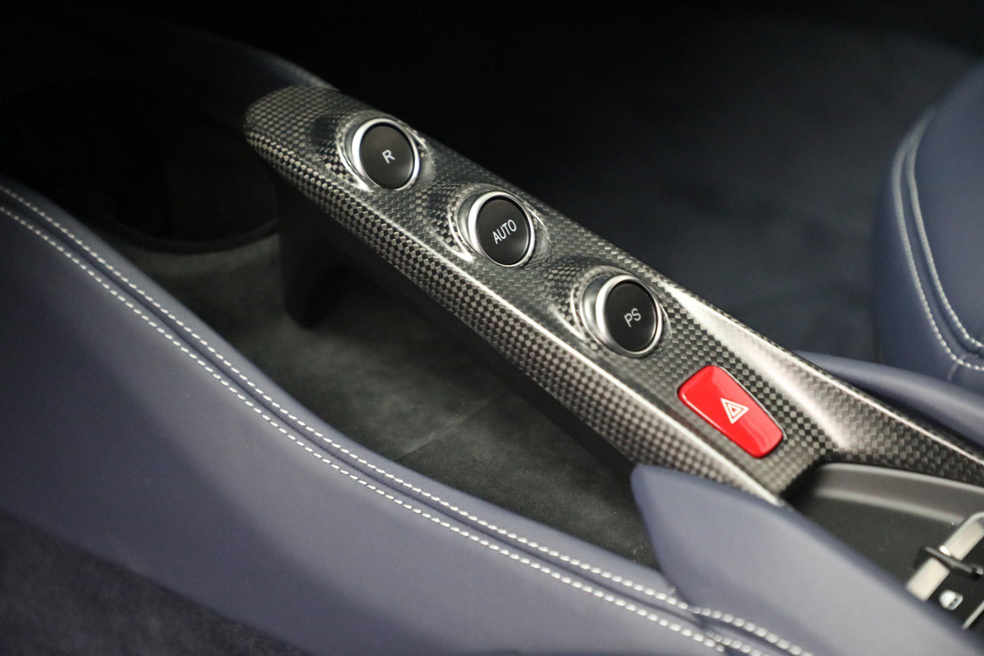 Certified 2022 Ferrari F8 Tributo image 22