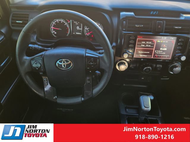 Used 2020 Toyota 4Runner TRD Off-Road image 29