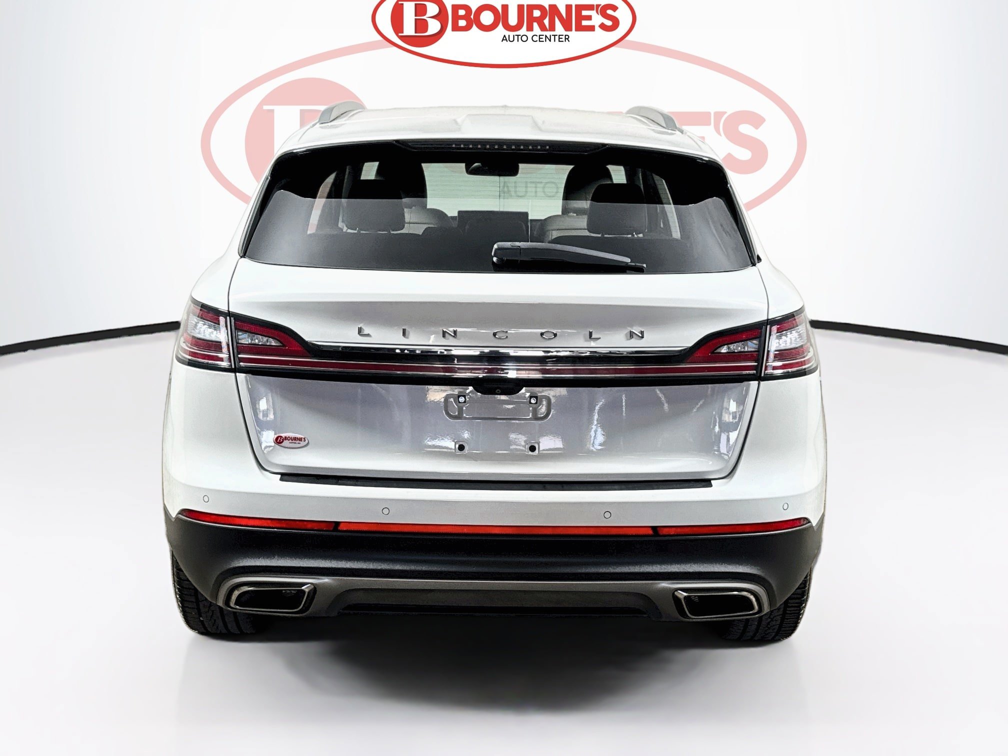 Used 2022 Lincoln Nautilus AWD w/ Premium Package image 9