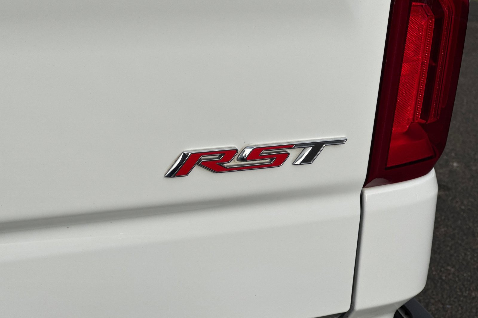 Used 2024 Chevrolet Silverado 1500 RST w/ Z71 Off-Road Package image 22