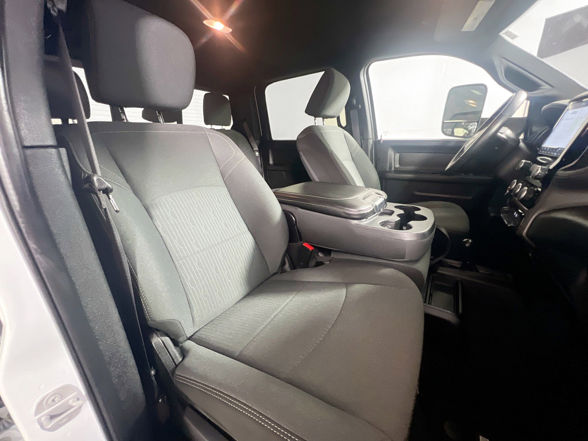 Used 2022 RAM 2500 Tradesman image 31