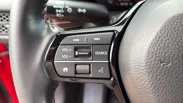 Used 2025 Honda HR-V Sport image 12