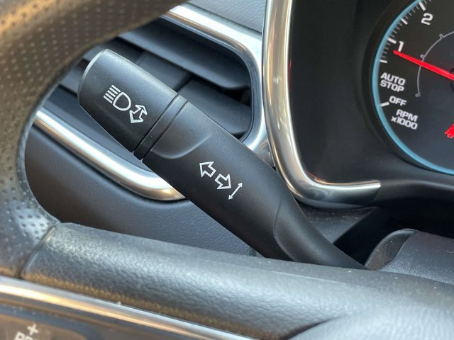 Used 2019 Chevrolet Equinox LS FWD image 26