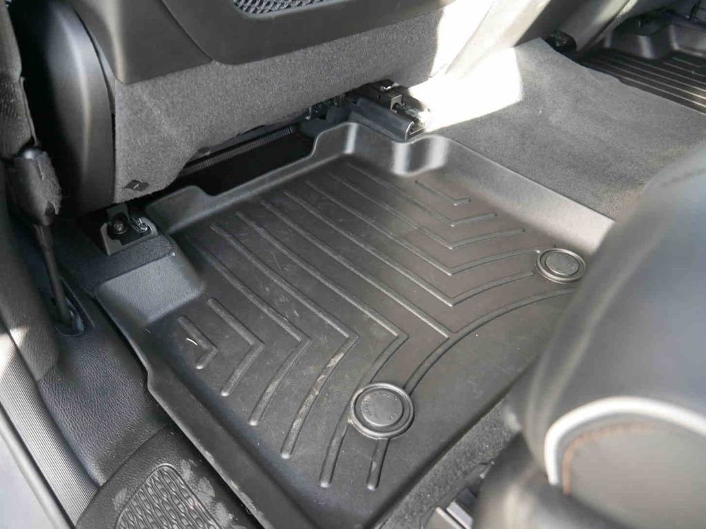 Used 2025 Jeep Grand Cherokee L Summit w/ Advanced Protech Group IV image 16