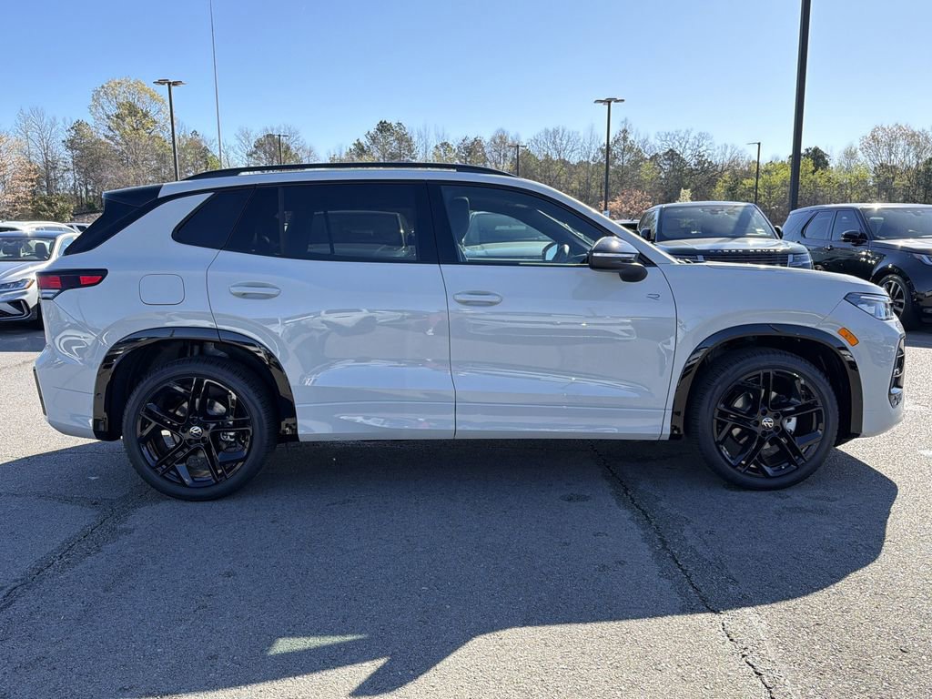 New 2026 Volkswagen Tiguan SE R-Line image 6