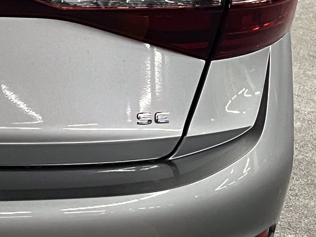 New 2027 Volkswagen Jetta SE FWD image 32