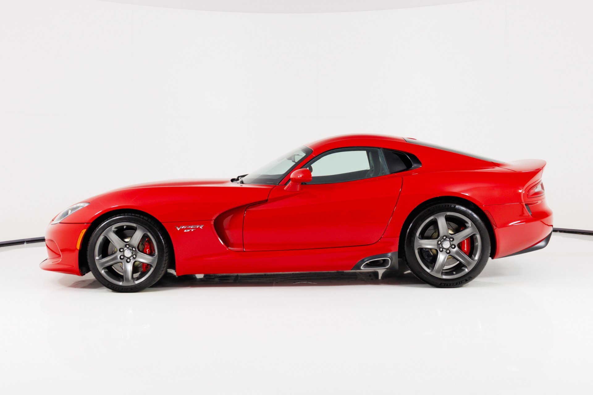 Used 2015 Dodge Viper w/ Quick Order Package 22J GT RWD image 6