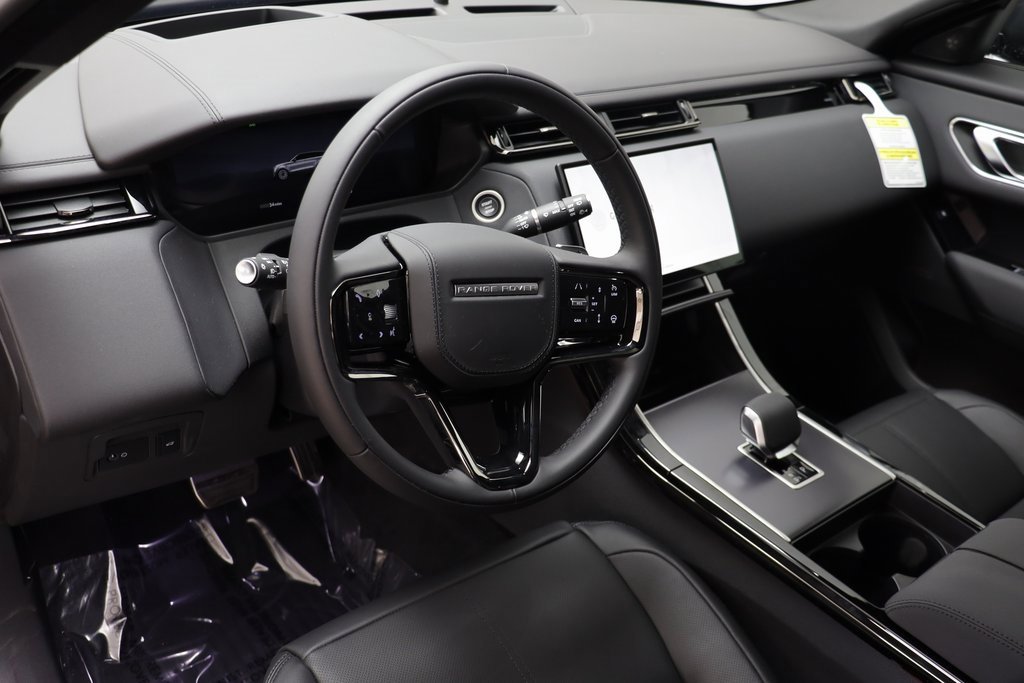 New 2026 Land Rover Range Rover Velar Dynamic SE image 7