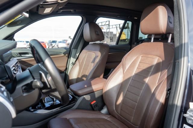 Used 2022 BMW X3 M40i AWD/4WD image 17
