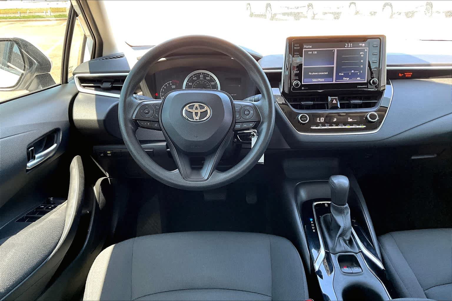 Used 2021 Toyota Corolla LE FWD image 6