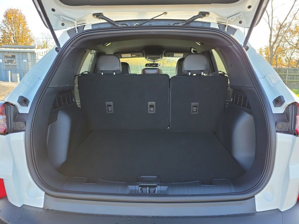 New 2026 Ford Escape ST-Line w/ Cold Weather Package image 10