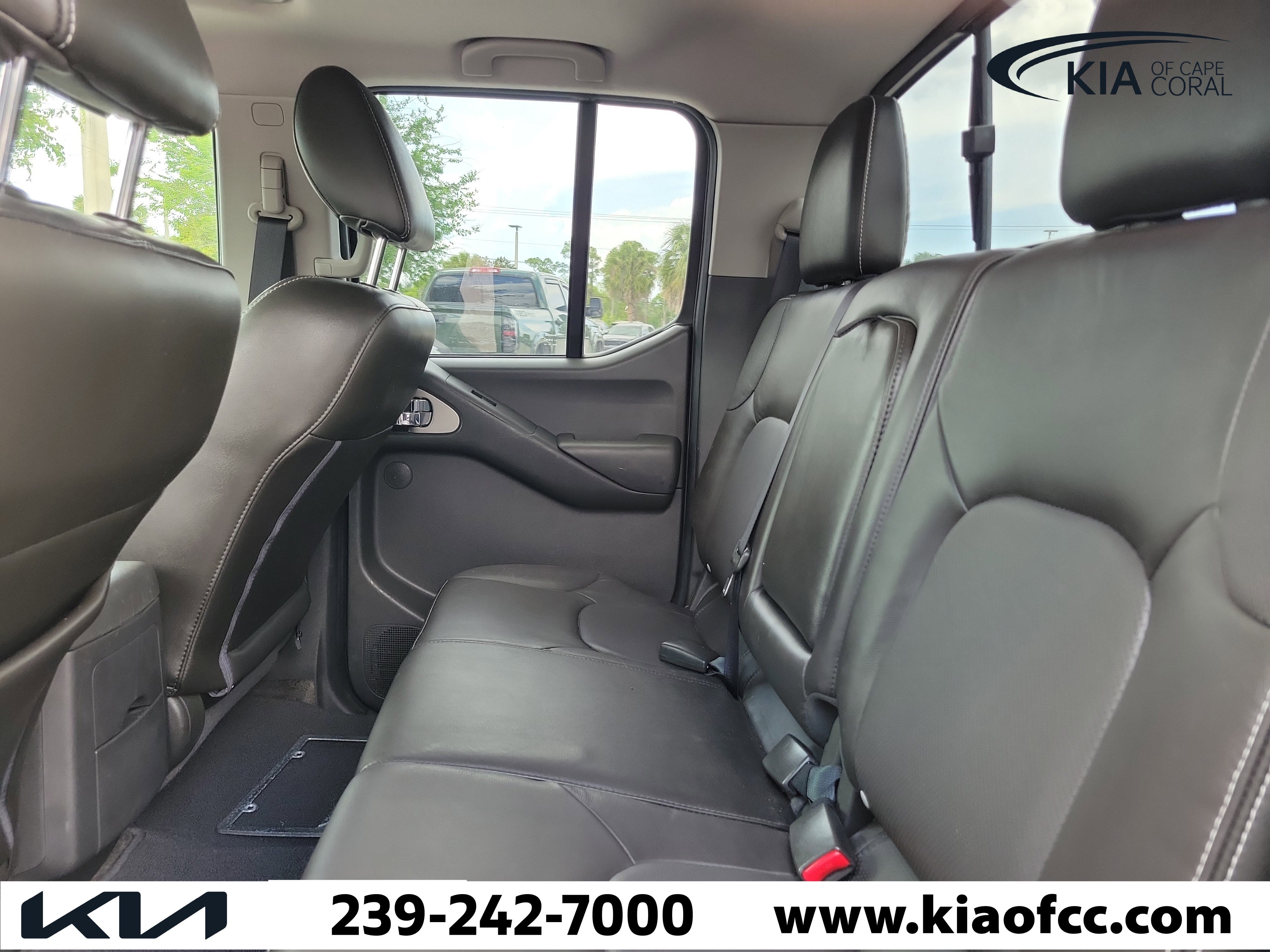 Used 2017 Nissan Frontier PRO-4X w/ Pro-4x Luxury Package image 11