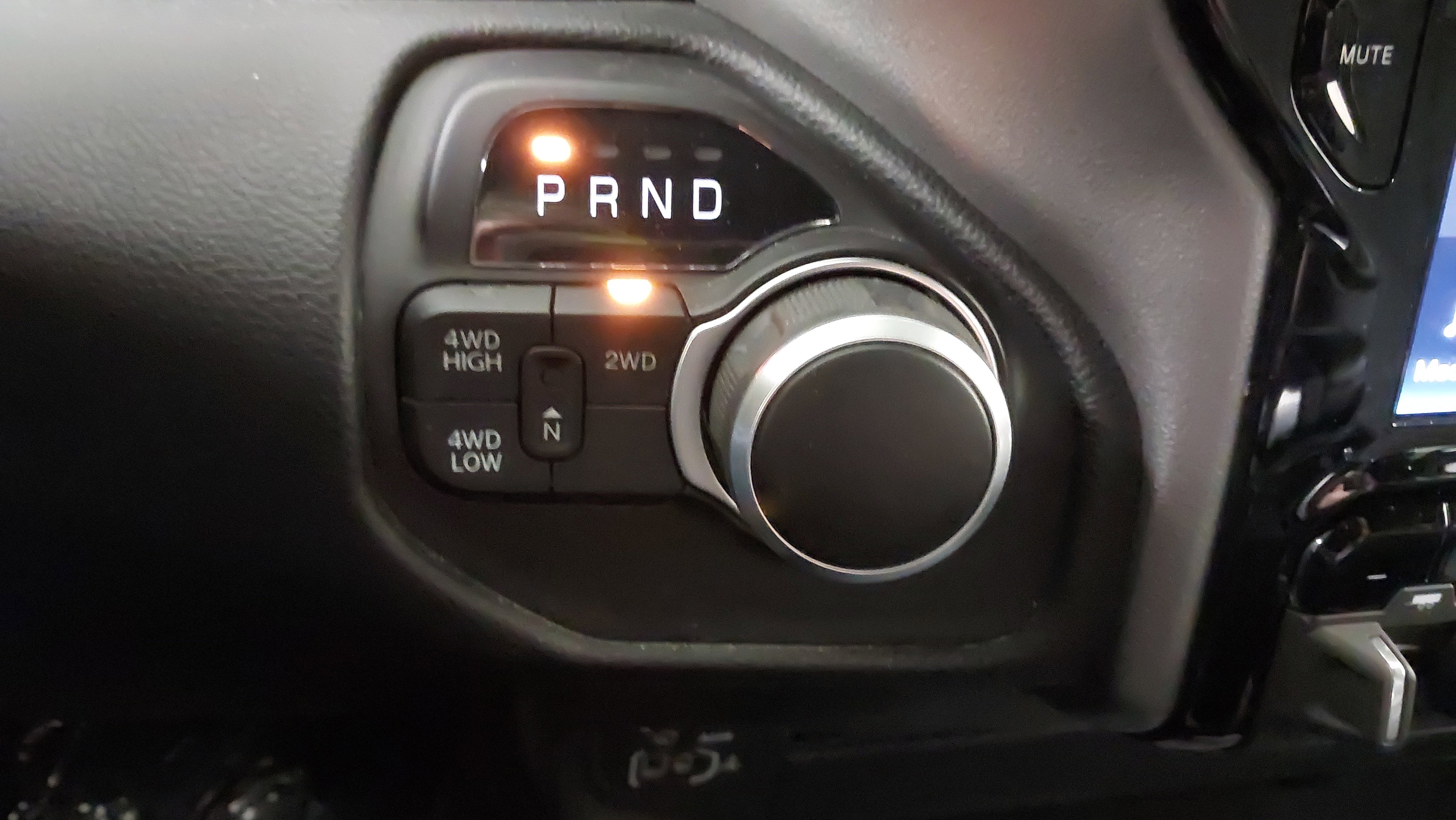 Used 2024 RAM 2500 Big Horn w/ Night Edition AWD/4WD image 22
