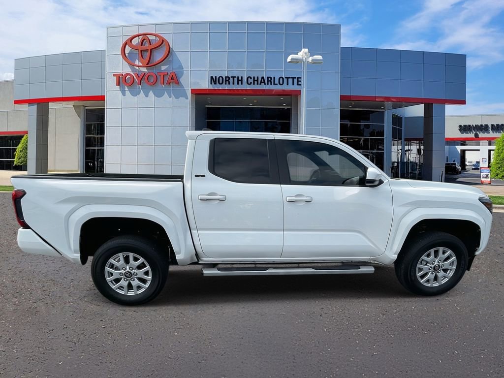 Used 2025 Toyota Tacoma SR5 image 8