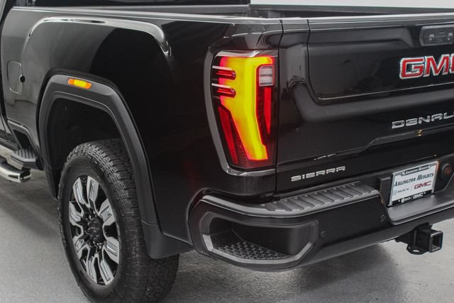 Certified 2024 GMC Sierra 3500 Denali w/ Technology Package AWD/4WD image 9