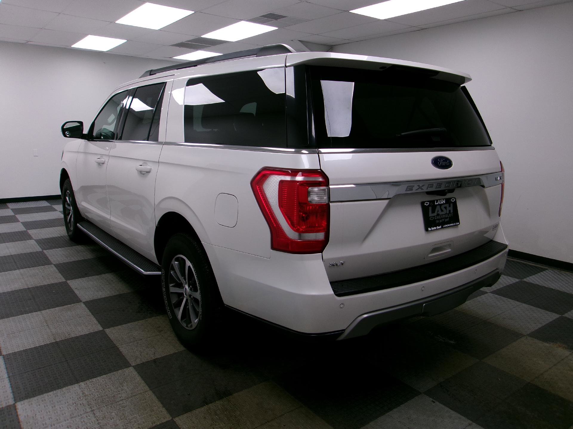 Used 2019 Ford Expedition Max XLT w/ Equipment Group 202A image 2