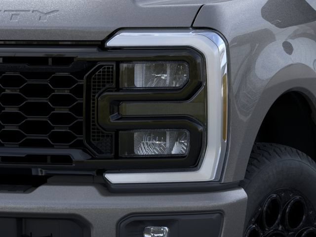 New 2026 Ford F250 Lariat w/ Black Appearance Package AWD/4WD image 18