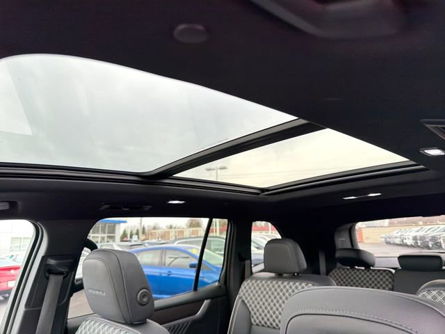 Used 2024 GMC Acadia Denali w/ Super Cruise Package AWD/4WD image 26