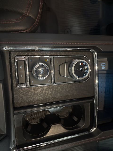Used 2024 Ford Expedition Max Limited image 15