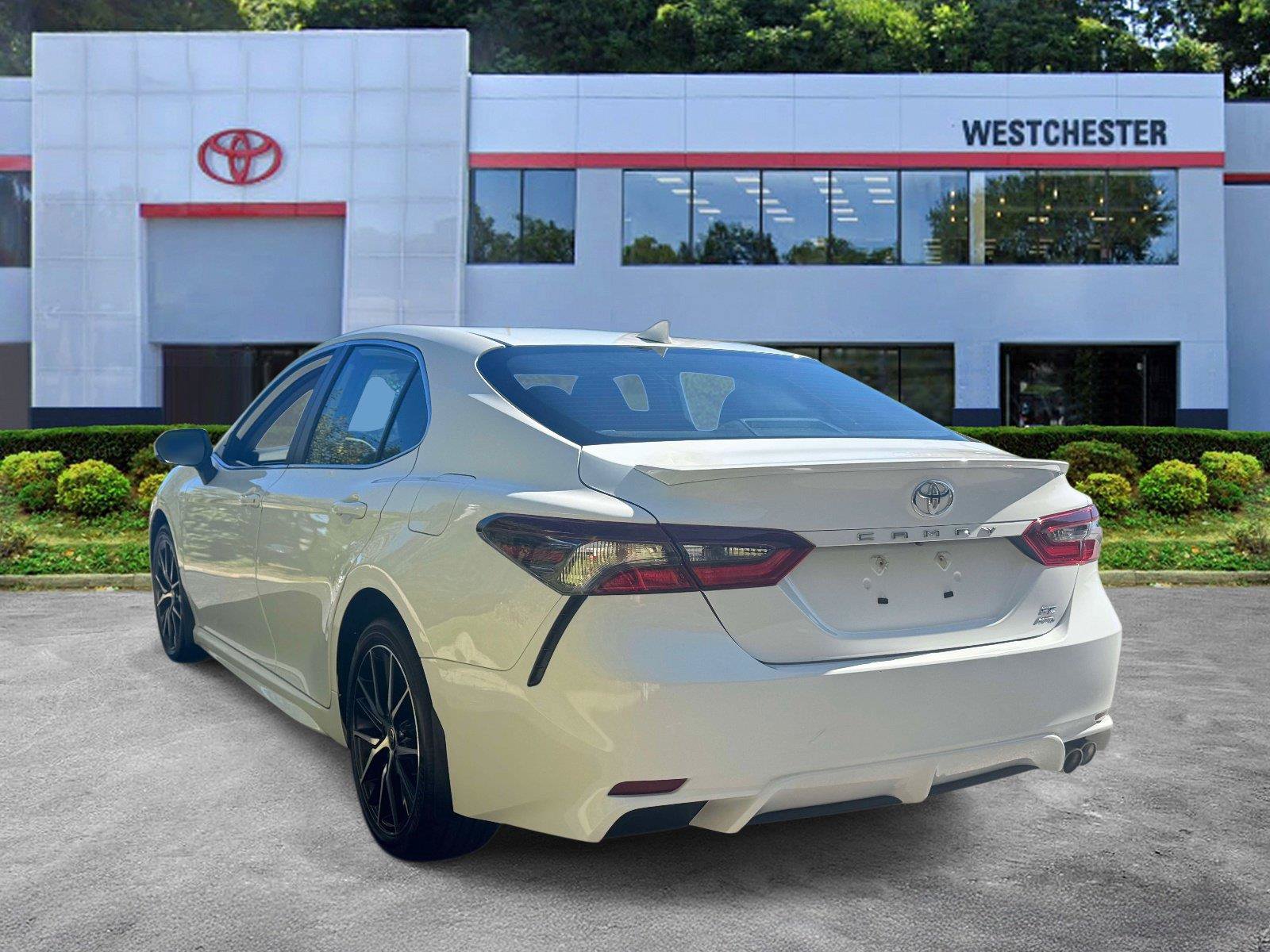 Certified 2024 Toyota Camry SE w/ Cold Weather Package AWD/4WD image 5