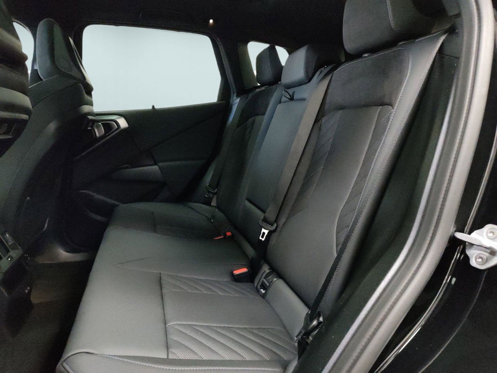 New 2026 BMW X3 xDrive30 w/ Premium Package image 25