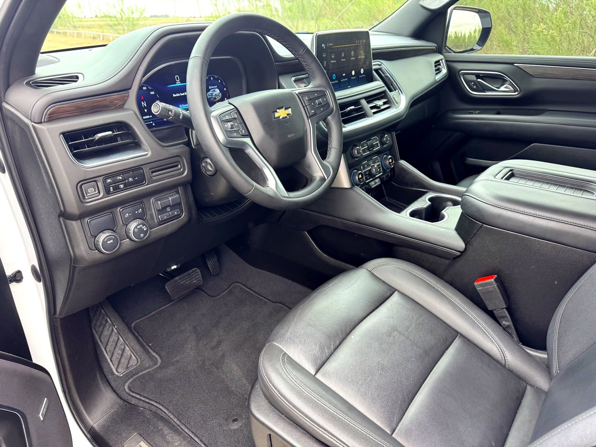 Used 2023 Chevrolet Tahoe LT w/ Luxury Package image 11