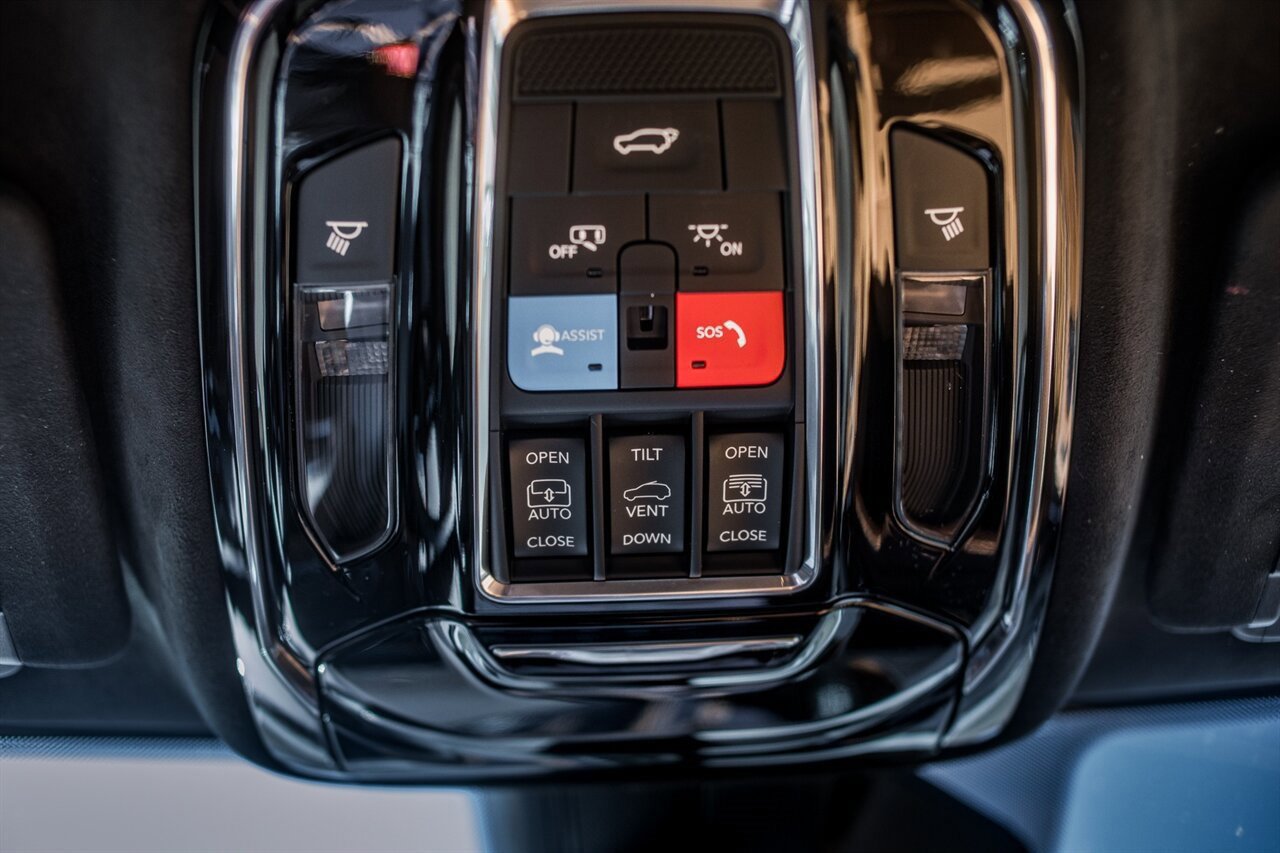 Used 2025 Jeep Grand Cherokee L Summit image 31