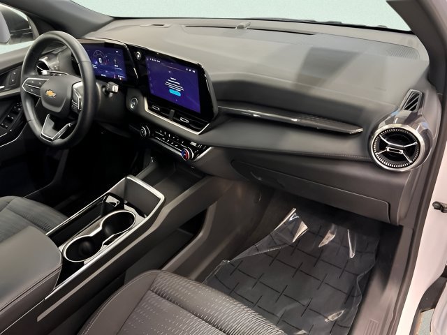 Certified 2025 Chevrolet Equinox LT FWD image 18