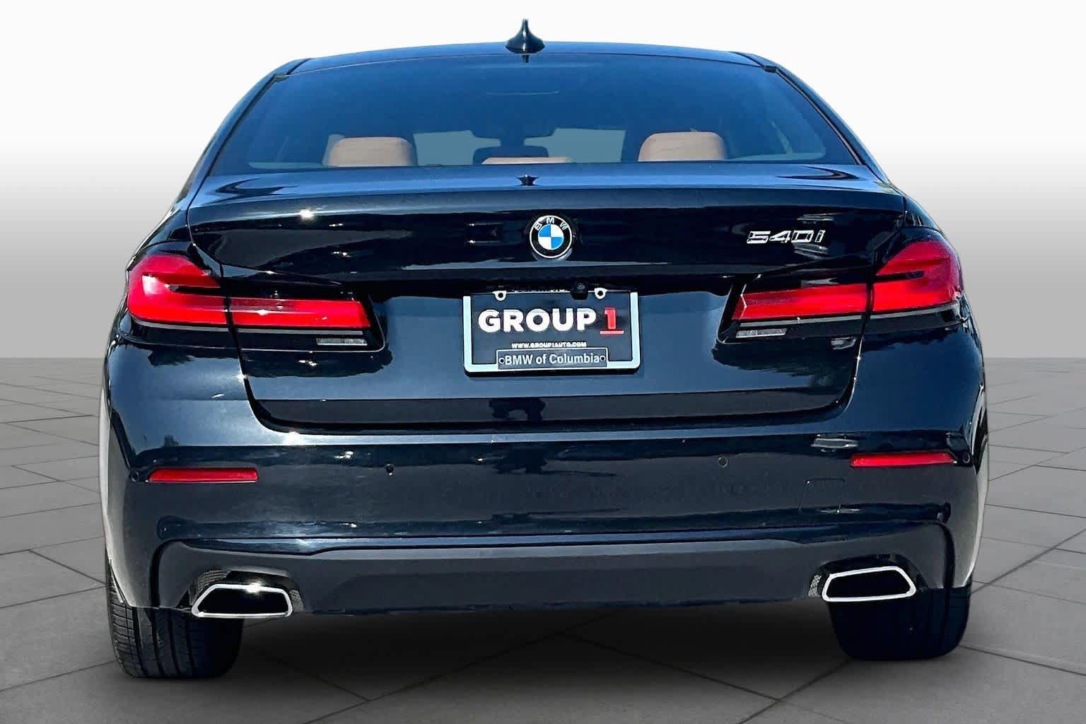 Used 2023 BMW 540i w/ Premium Package RWD image 4